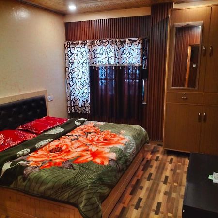 New Mehdudia B&B Shimla Esterno foto