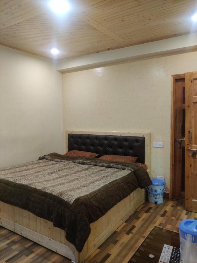 New Mehdudia B&B Shimla Esterno foto