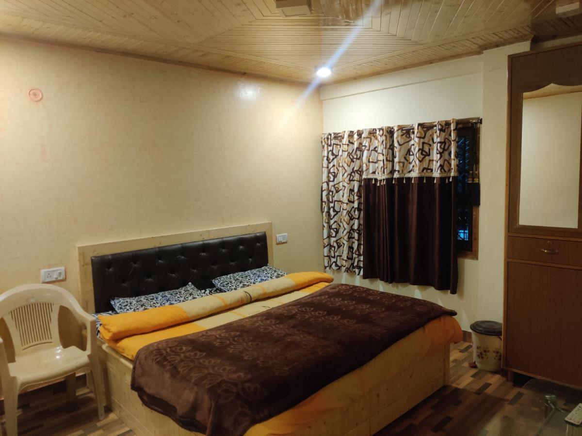 New Mehdudia B&B Shimla Esterno foto